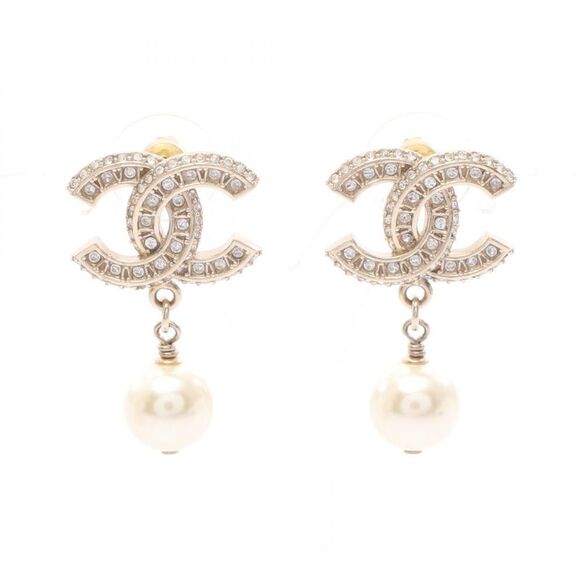 Chanel Coco Mark Earrings - Picture 1 of 5